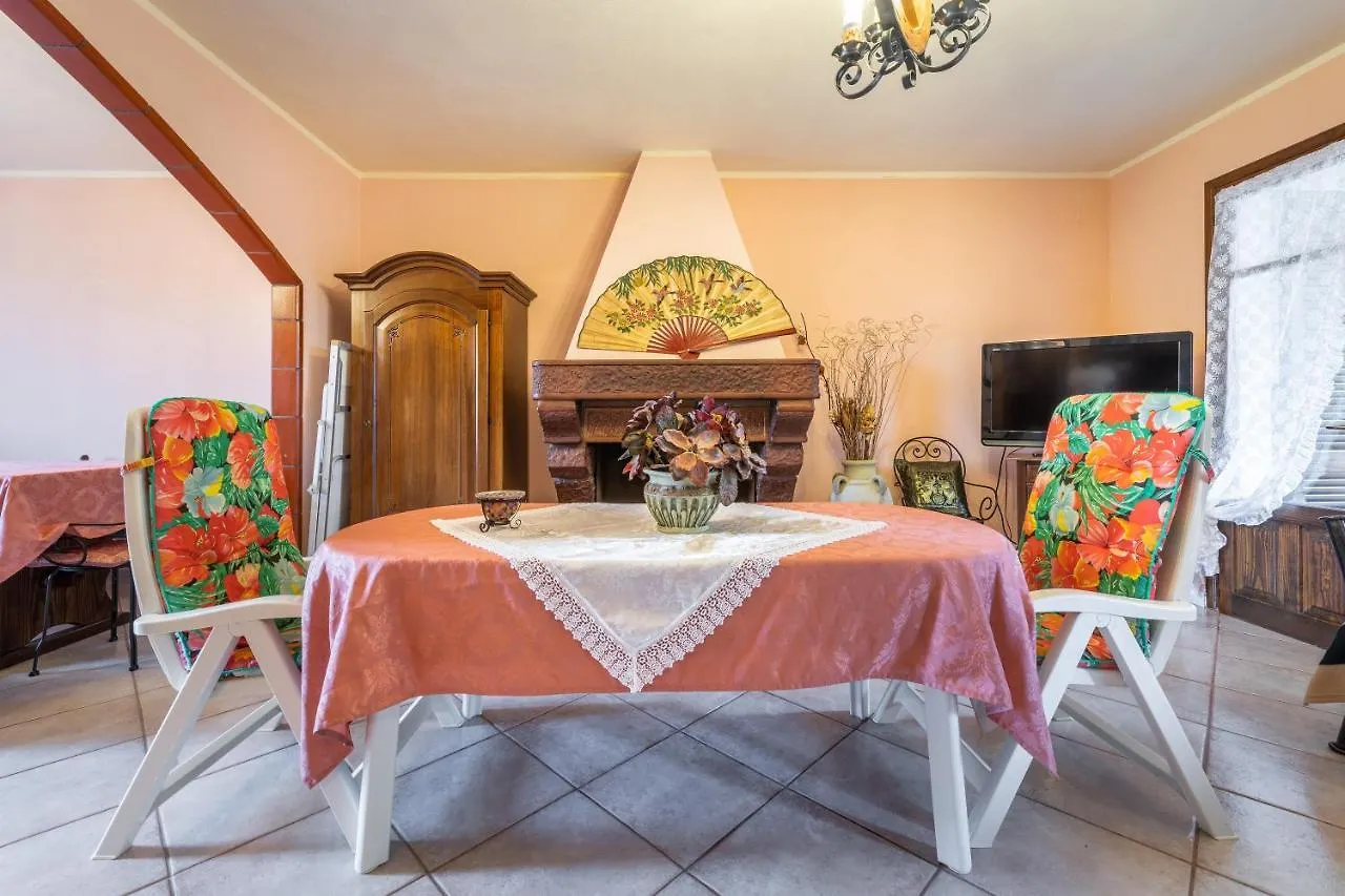 Appartamento Chia Grande Сasa de vacaciones